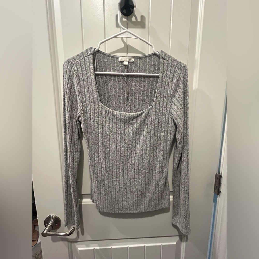 Nine Britton Gray Ribbed Sweater